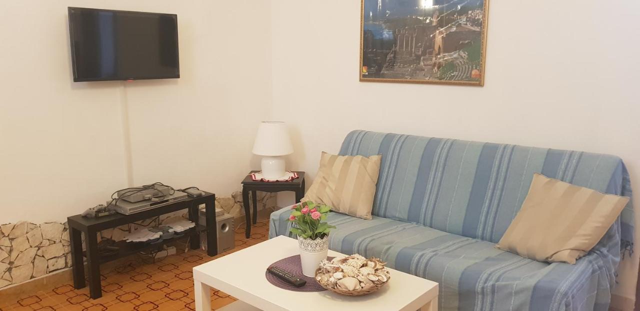 Appartement Casa Capri à Giardini-Naxos Extérieur photo
