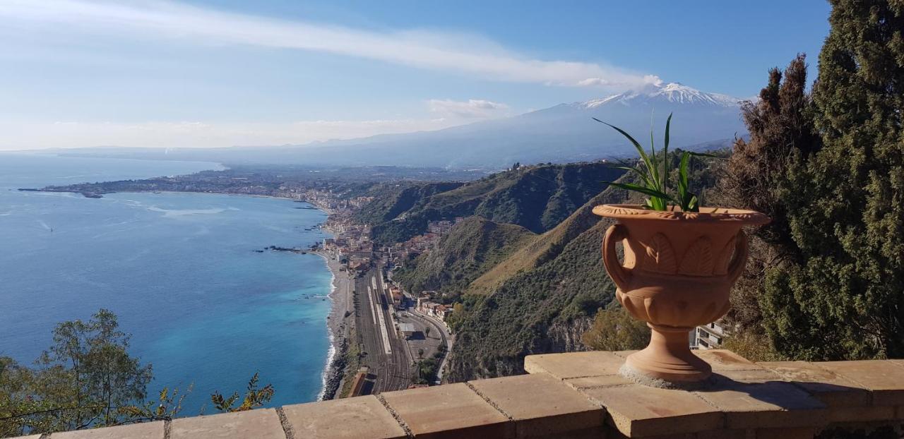 Appartement Casa Capri à Giardini-Naxos Extérieur photo