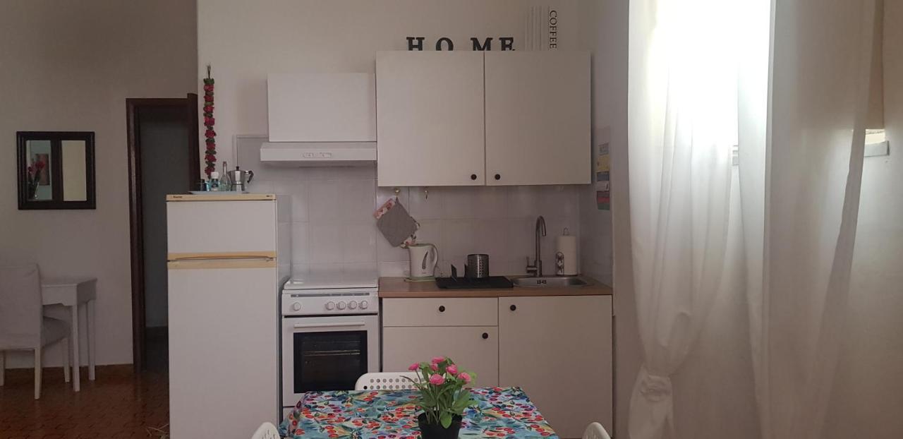 Appartement Casa Capri à Giardini-Naxos Extérieur photo